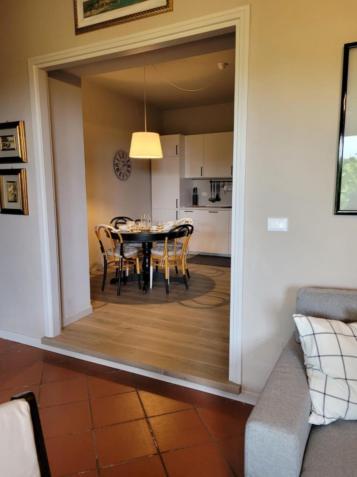 Villa Caterina Country Apartment Bedizzole Bagian luar foto