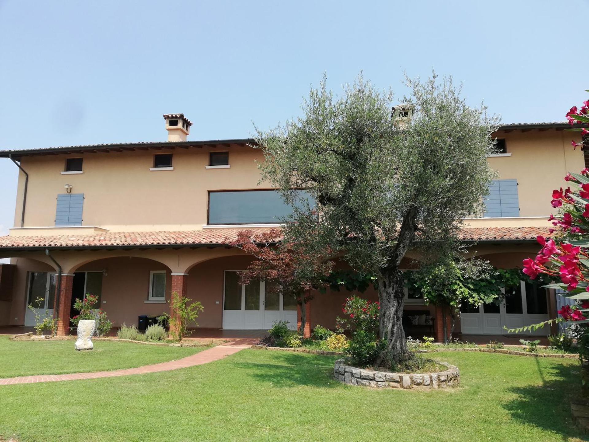 Villa Caterina Country Apartment Bedizzole Bagian luar foto